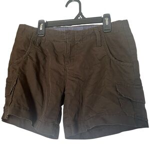 Banana Republic Olive Green Shorts women's cargo size 2 L98